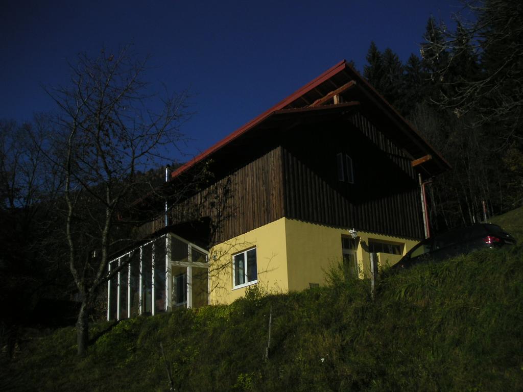 Ferienhaus Tillian هيرماجور الغرفة الصورة